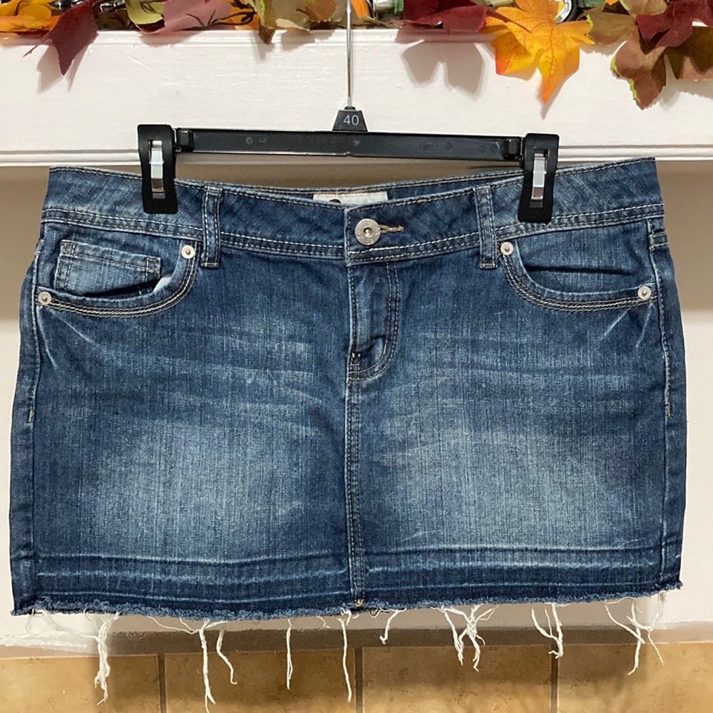 SO Junior’s Denim Mini Skirt (size 13)